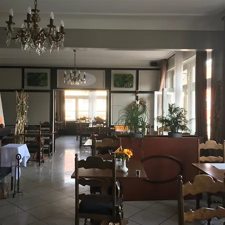 Logis & Restaurant - Le Floride Hotel 3*