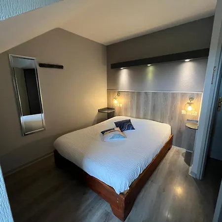 Logis Hotel & Restaurant - Le Floride Hotel