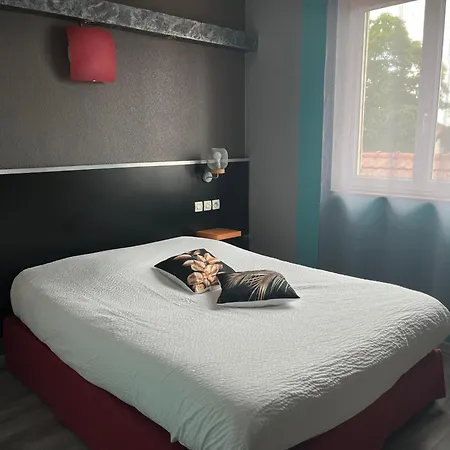 Hotel Logis & Restaurant - Le Floride 3*