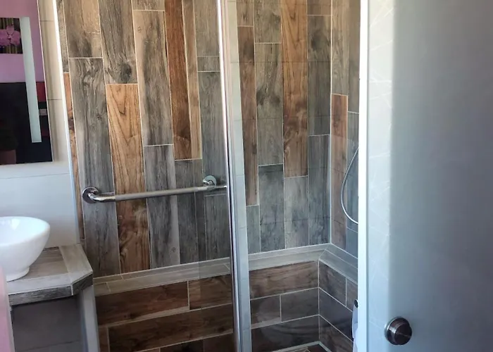 Logis & Restaurant - Le Floride Hotel