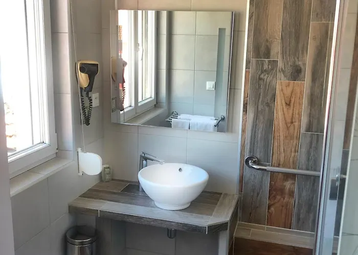 Logis & Restaurant - Le Floride Hotel 3*