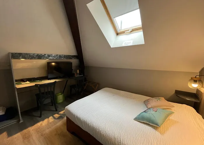 Hotel Logis & Restaurant - Le Floride 3*